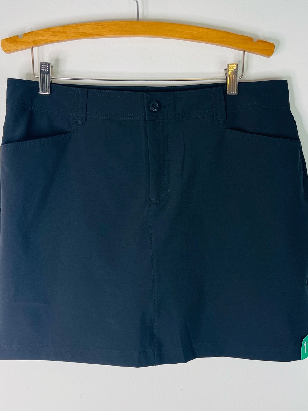 NWT Eddie Bauer black outdoor hiking camping skort 12